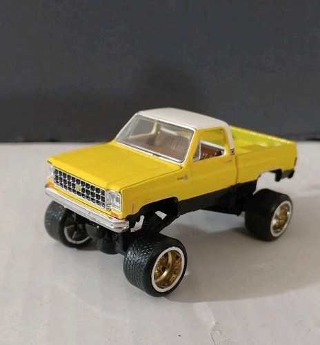 Machines lifted - machines, (custom)